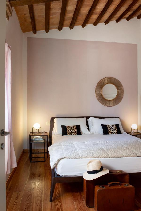 מונטלצ'ינו Porta Castellana B&B - Apartment מראה חיצוני תמונה